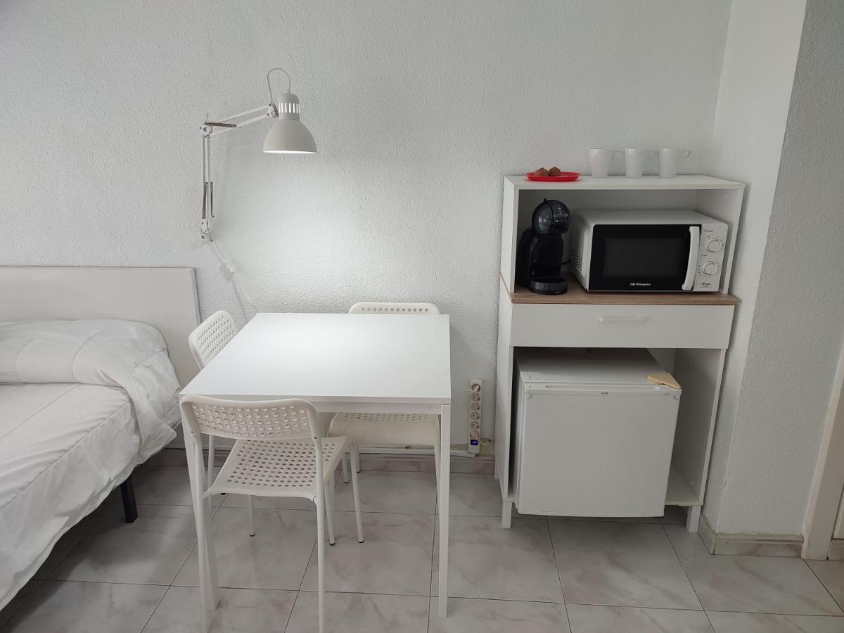 Hostal Lucy Santander Exterior photo
